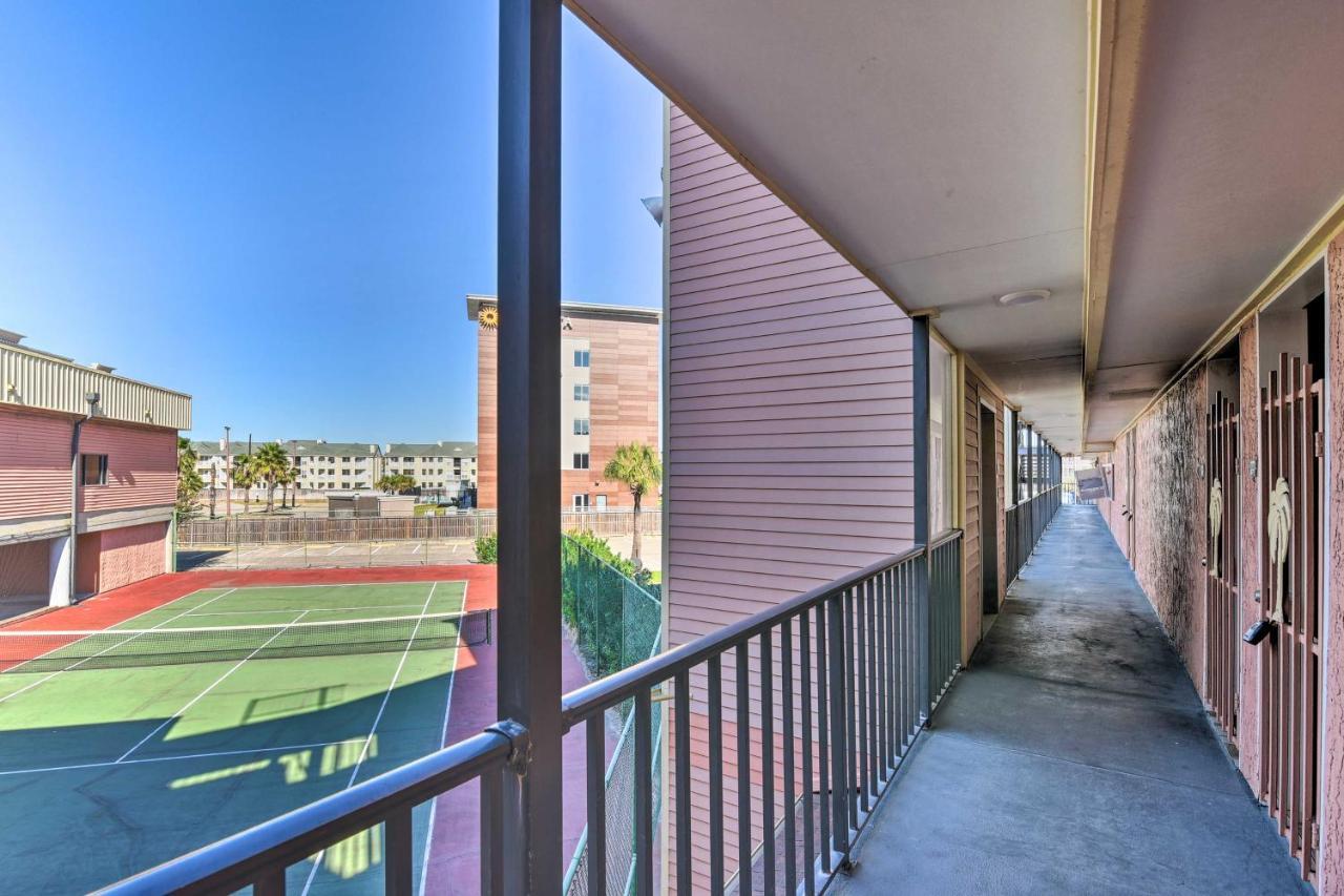 Coastal Galveston Condo Walk To Shoreline! 外观 照片