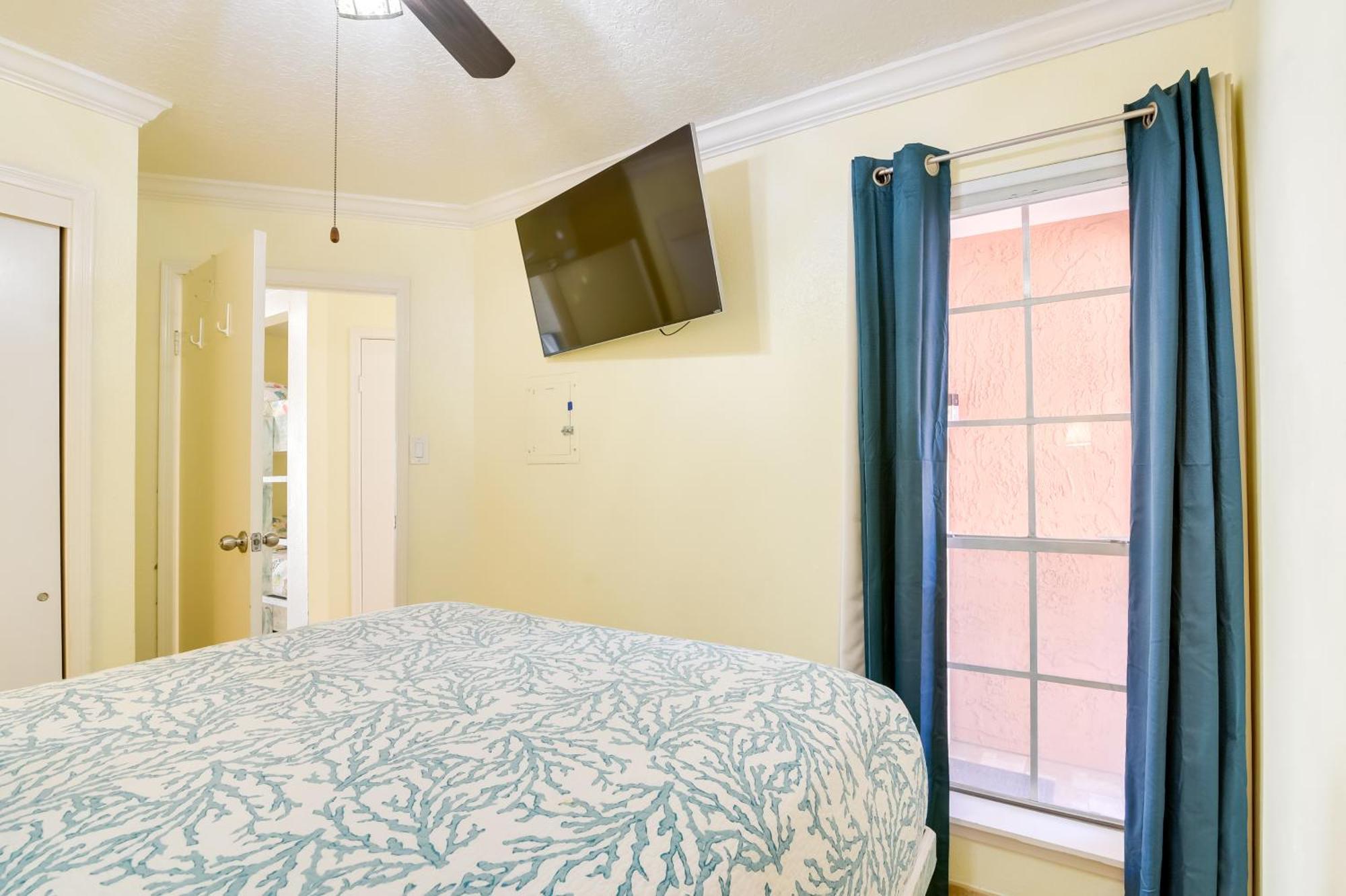Coastal Galveston Condo Walk To Shoreline! 外观 照片